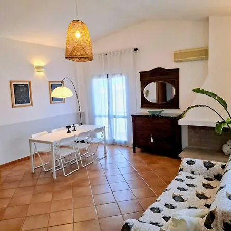 In * Porto Pollo